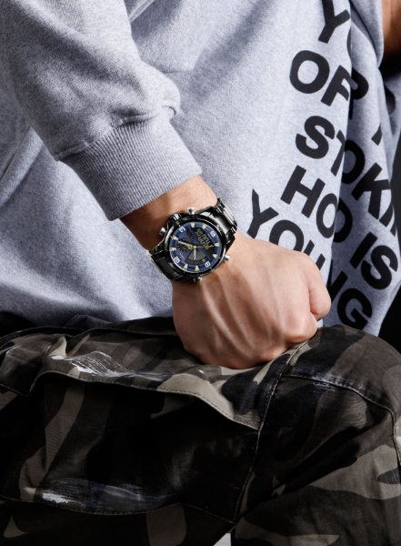 Imagen de RELOJ NAVIFORCE - NEGRO CON CARATULA AZUL